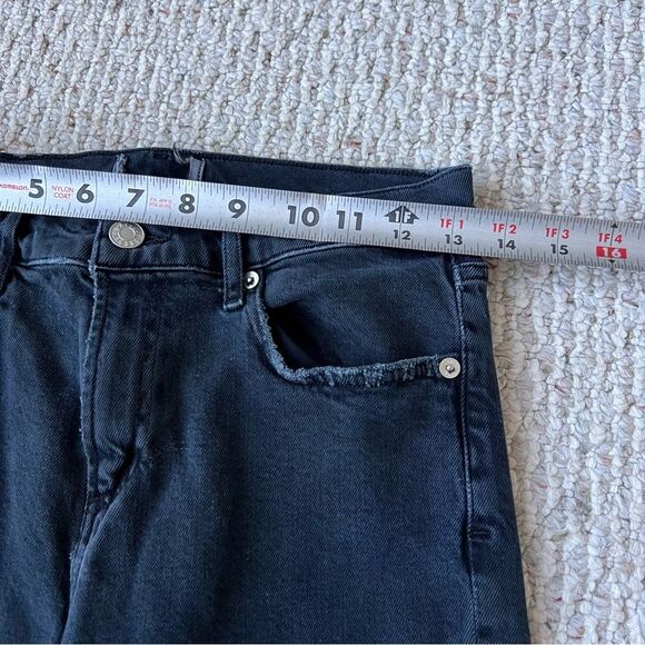 Agolde Mid Rise Feral Toni Jeans - Picture 5 of 15